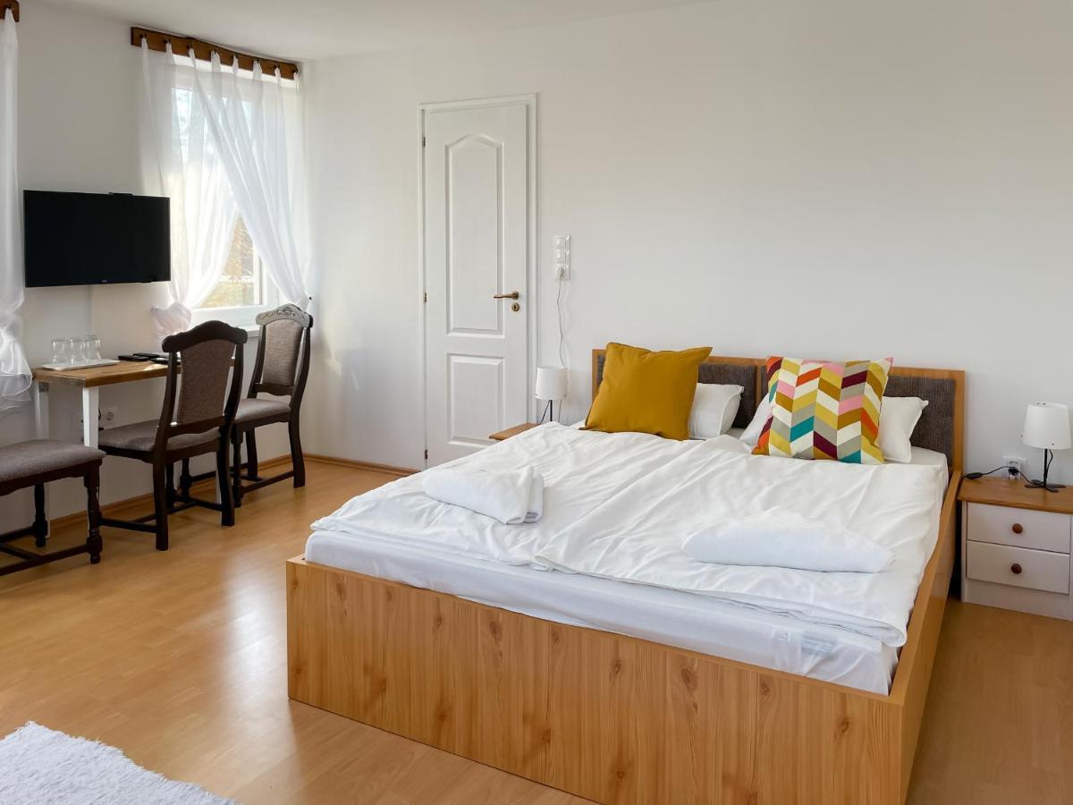 バヤ Tanyacsarda Panzio Bed & Breakfast エクステリア 写真